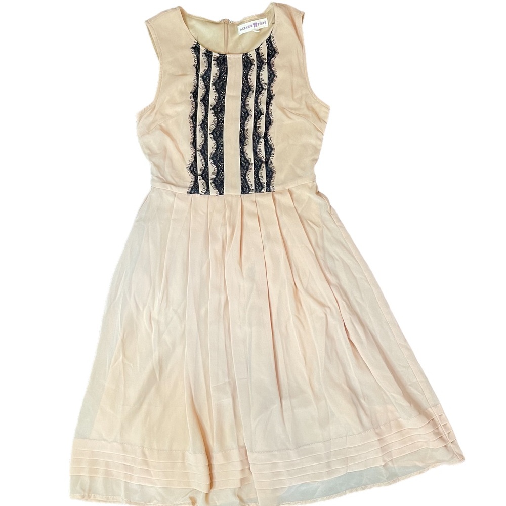 Altard State Womens Dress Size XS Ivory Nude Lined lace